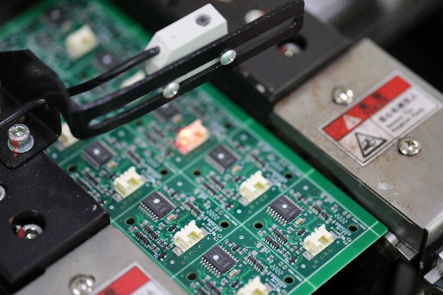 什么是SMT貼片加工回流焊?SMT貼片加工回流焊工藝介紹