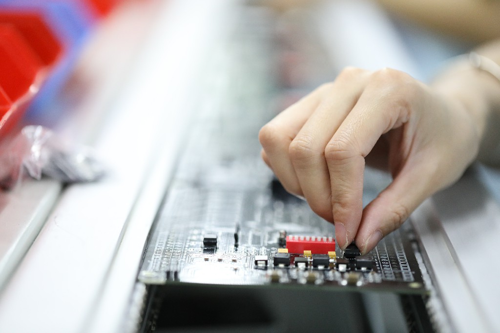 什么是PCBA插件DIP加工?PCBA插件DIP加工步驟及注意事項